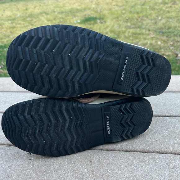 Sorel Joan of Arctic Winter Snow Boots - Picture 4 of 8